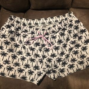 Palm tree beach shorts